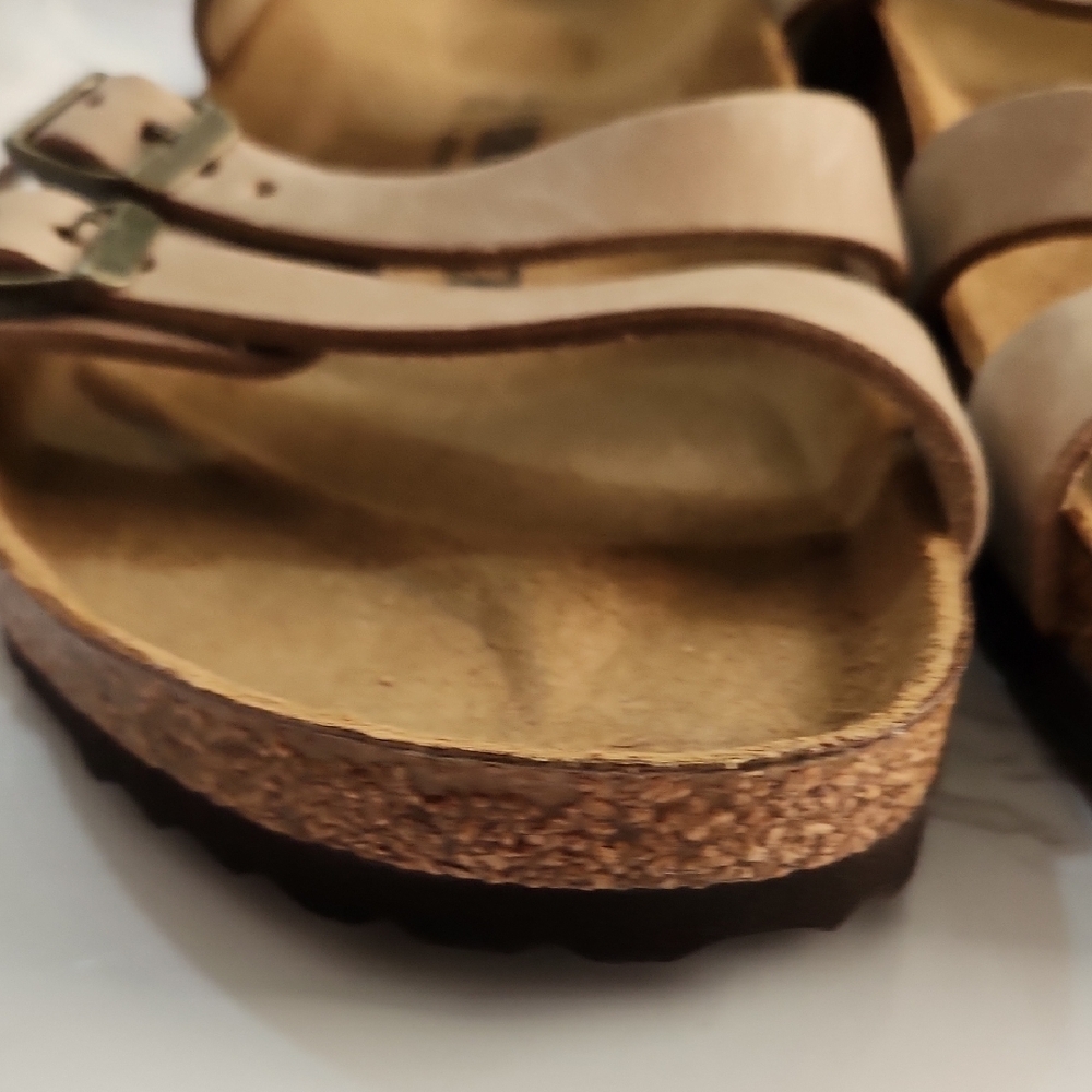 Birkenstock Tan Sandals with Adjustable Straps Like New - Picture 6 of 12